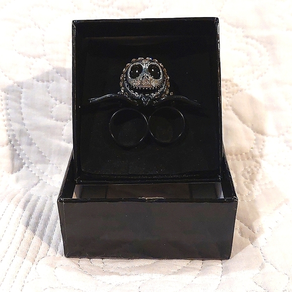 Loungefly Two Finger Jack Skellington Nightmare Before Christmas Ring NWT - Picture 1 of 4